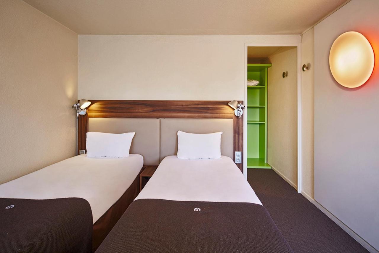Campanile Melun Senart Hotel Vert-Saint-Denis Exterior photo